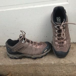Oboz Bridger Low B-dry Waterproof hiking shoe